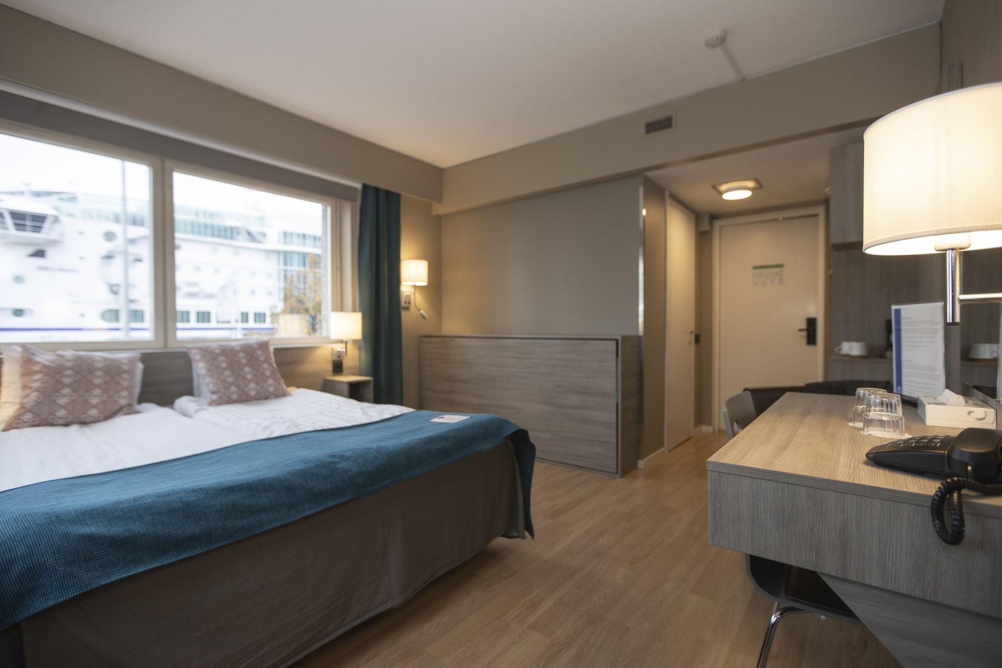 Hotel Adlon Mariehamn Bagian luar foto