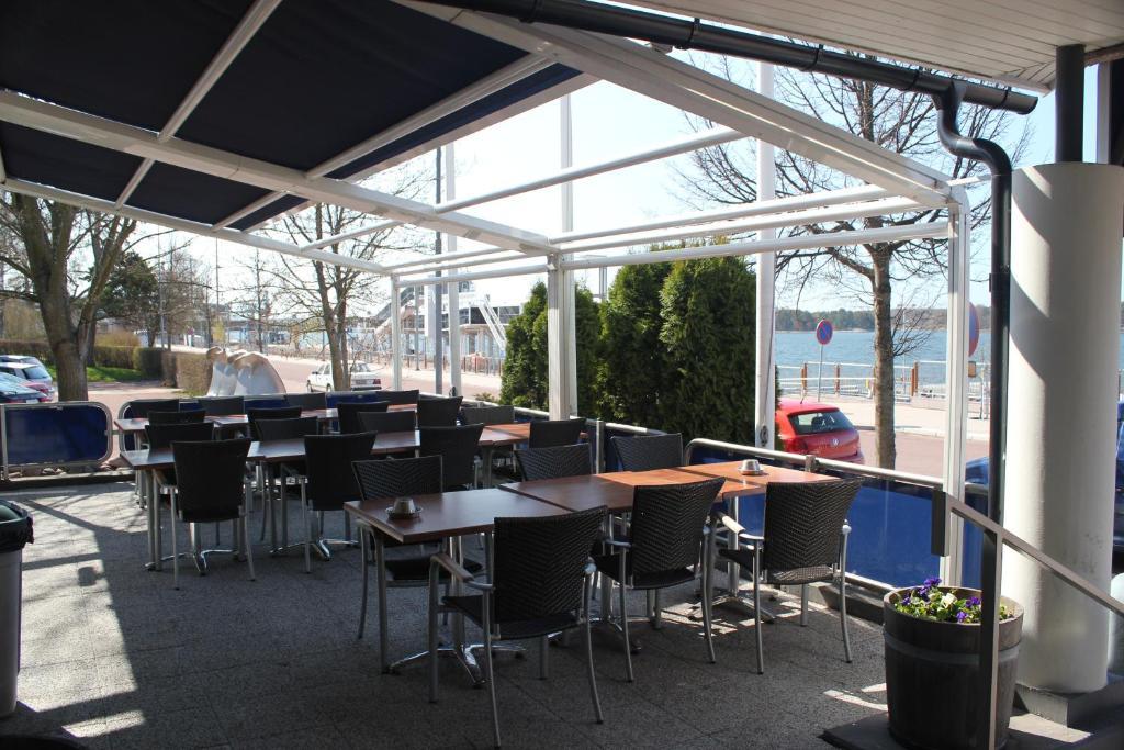 Hotel Adlon Mariehamn Bagian luar foto