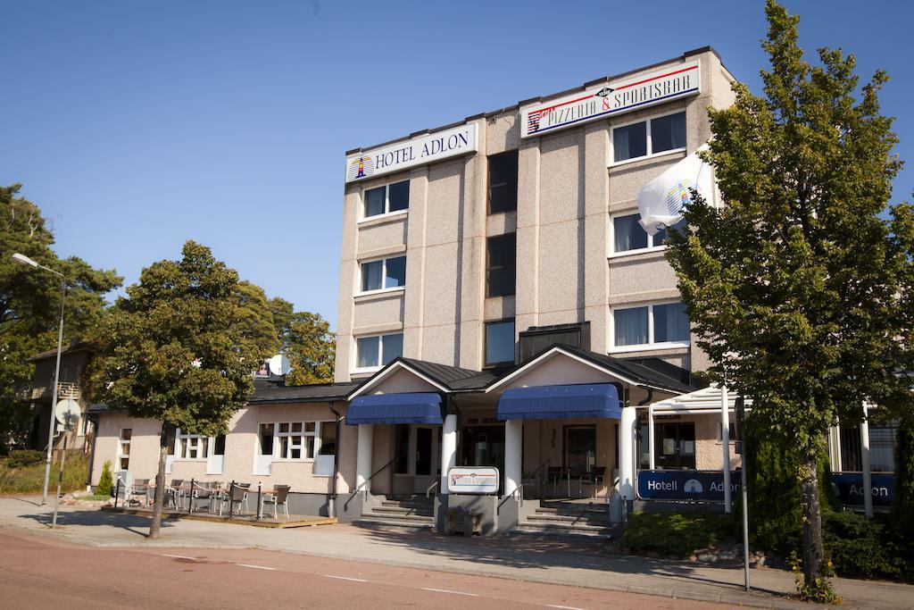 Hotel Adlon Mariehamn Bagian luar foto