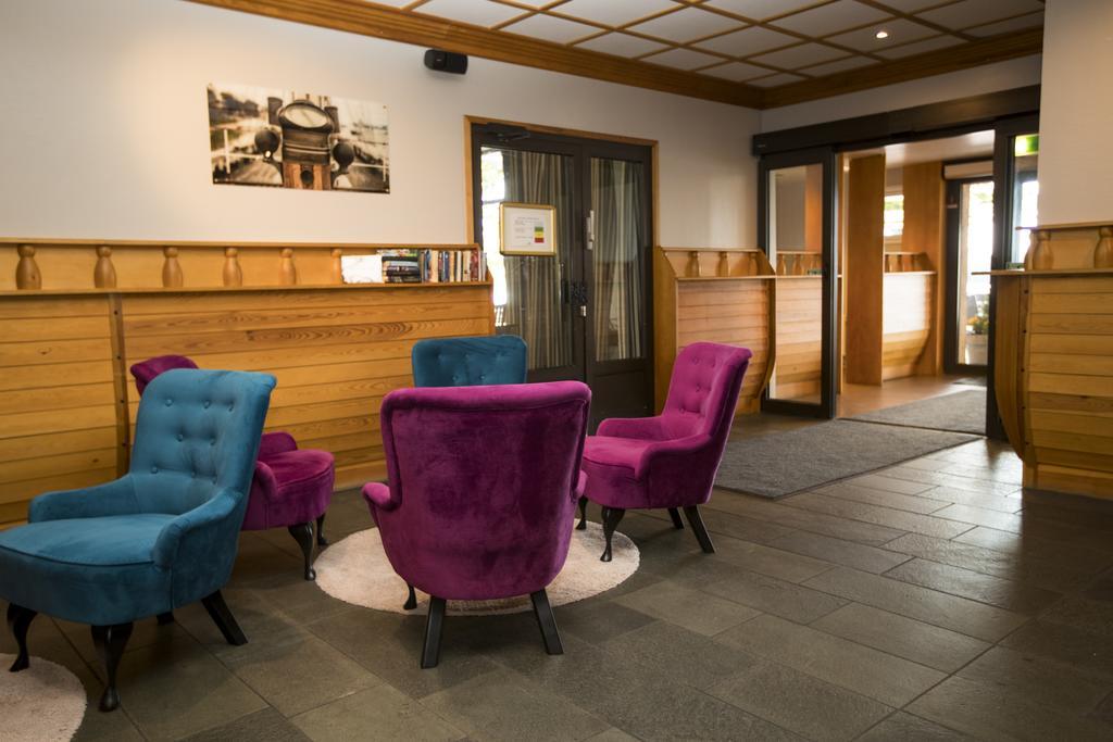Hotel Adlon Mariehamn Bagian luar foto